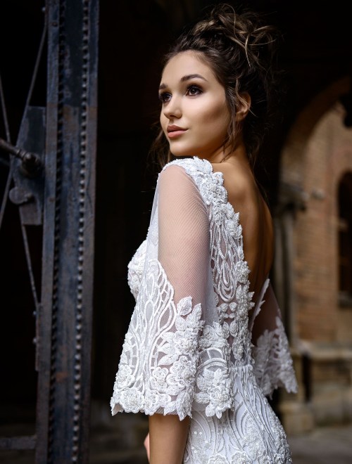 https://elisebride.ro/images/stories/virtuemart/product/VWD_SN_33       (5).jpg